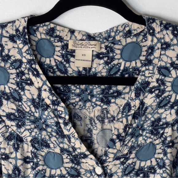 LUCKY BRAND XS Blue Floral Button Up Collar - Picture 8 of 9